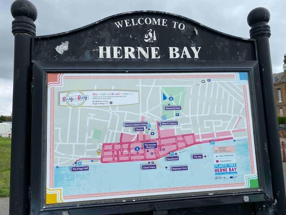Herne Bay Central - 2 Minutes From Beach Apartment ภายนอก รูปภาพ