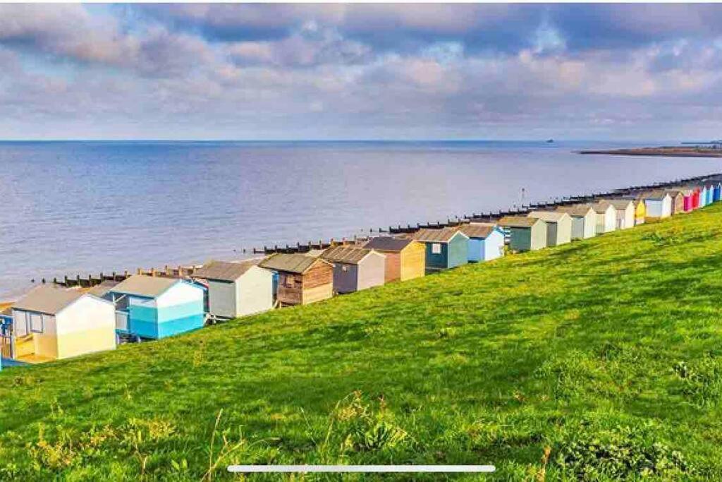 Herne Bay Central - 2 Minutes From Beach Apartment ภายนอก รูปภาพ