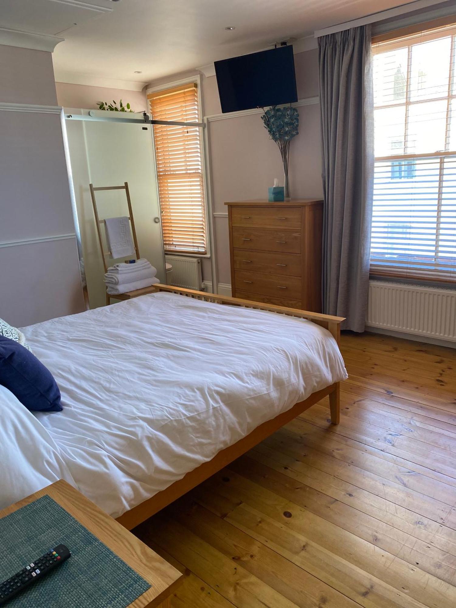 Herne Bay Central - 2 Minutes From Beach Apartment ภายนอก รูปภาพ